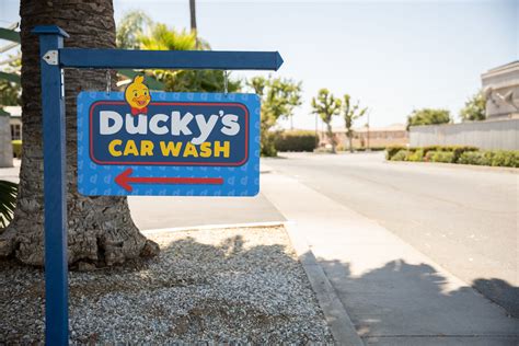 ducky's car wash brentwood